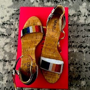 NEW Vaneli wedge sandals